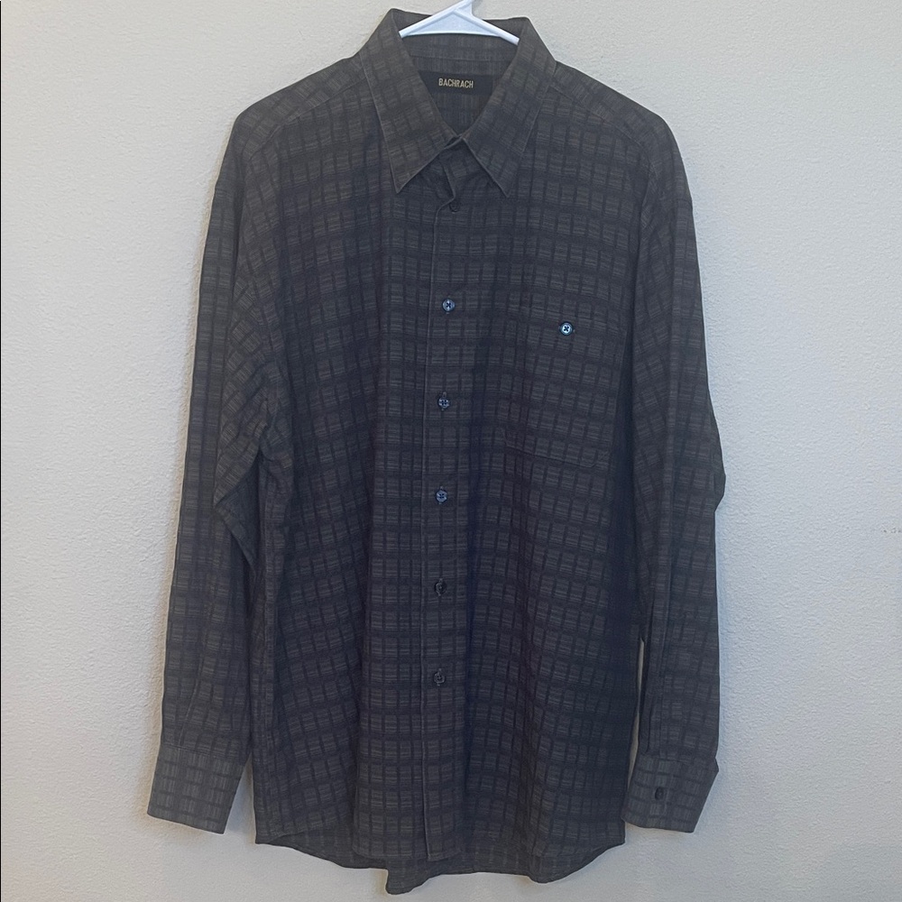 Bachrach Collared Button Down Shirt Size Large